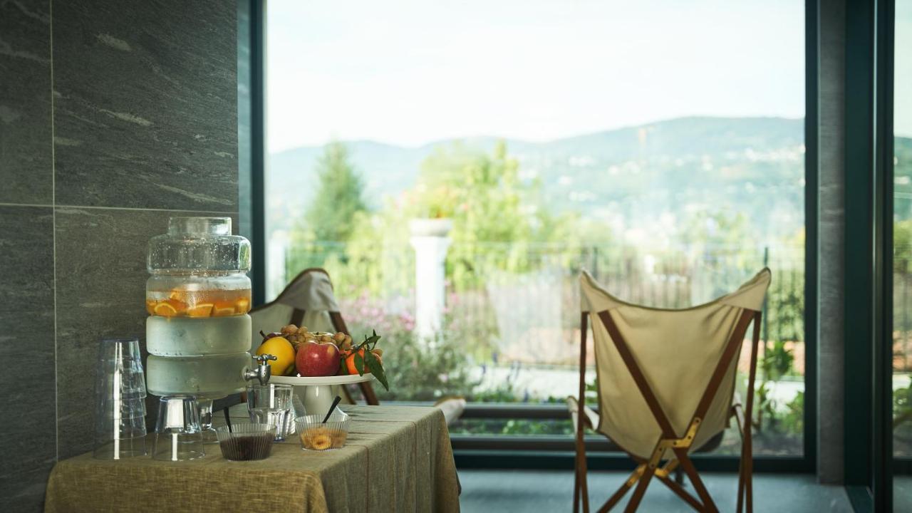 Hotel Belvedere Ranco Eksteriør billede